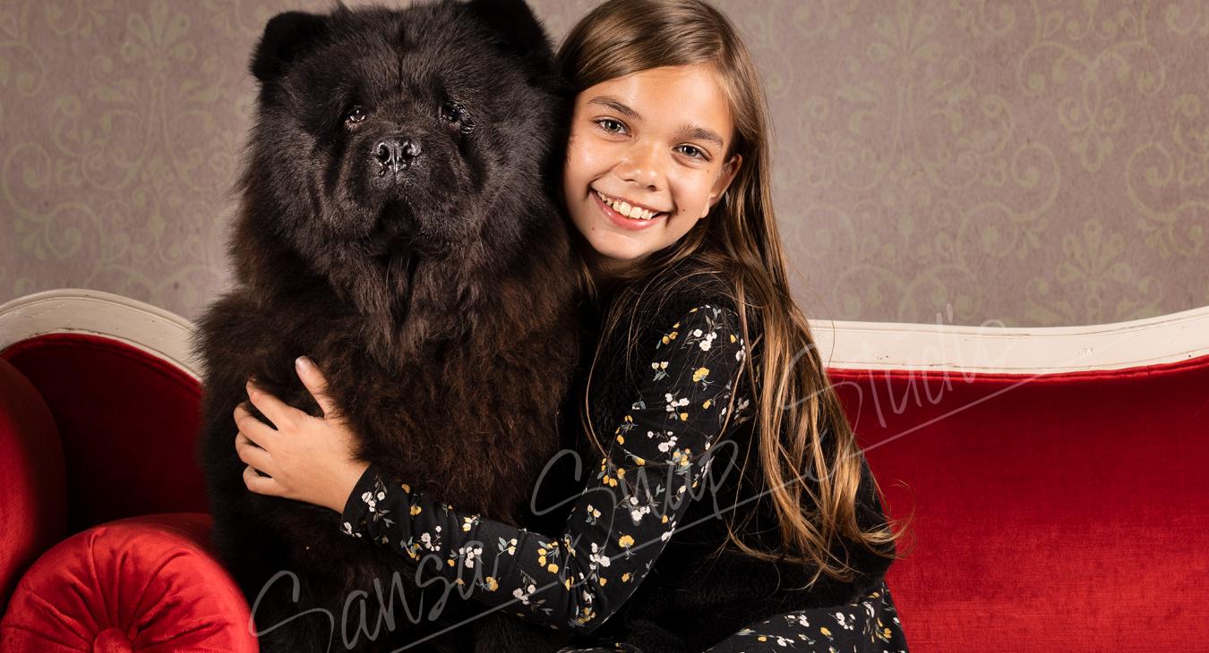 Girl with chowchow